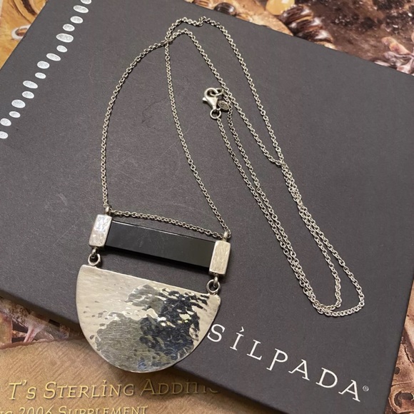 Silpada Vintage Sterling Silver Onyx Large Half Moon Pendant Necklace. - Picture 4 of 10